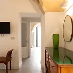 Konukevi Chicca's
