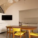 Chicca's Konukevi Lecce